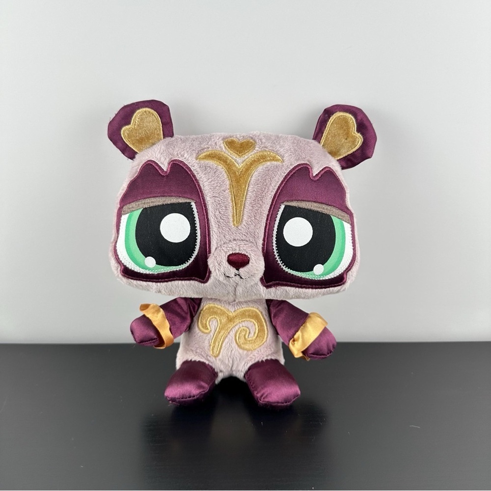 Littlest Pet Shop Sassiest Panda plush toy 8” by Hasbro